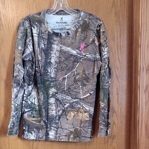 Browning Womens Long Sleeve Camo Tee with Pink Logo